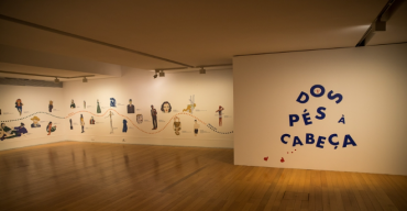 Dos Pés à Cabeça | Exposição