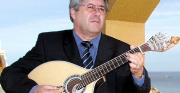 50 anos de música e fado, com Vítor do Carmo & amigos